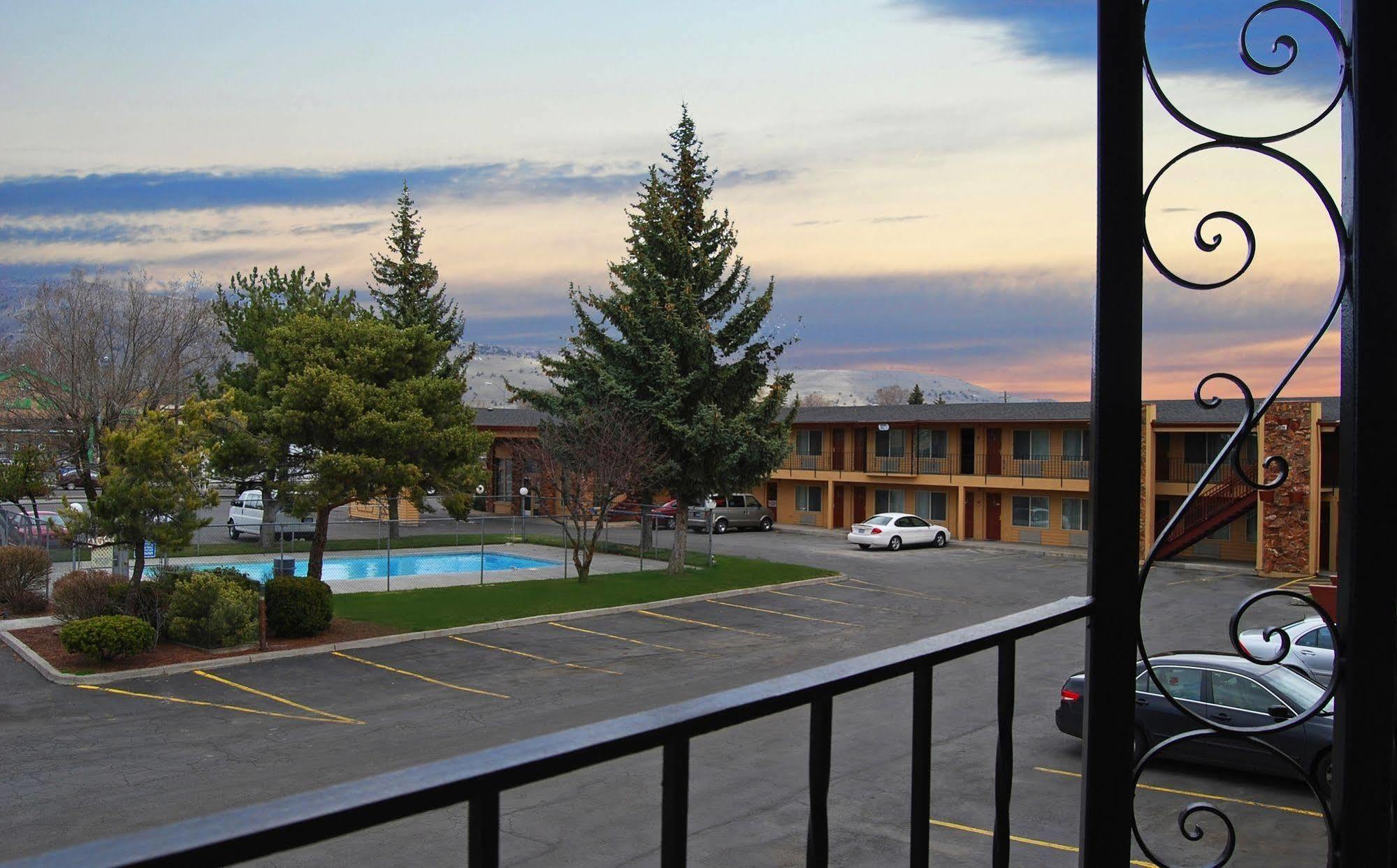 Cimarron Inn Klamath Falls Esterno foto